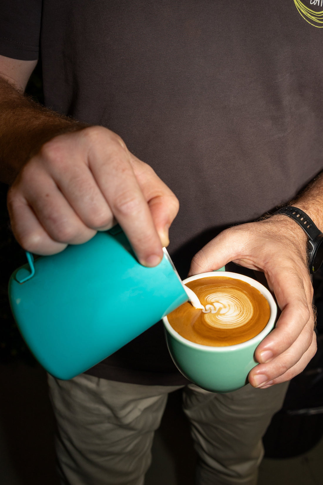 The Art of Milk Texturing & Pouring: Creating the Perfect Coffee